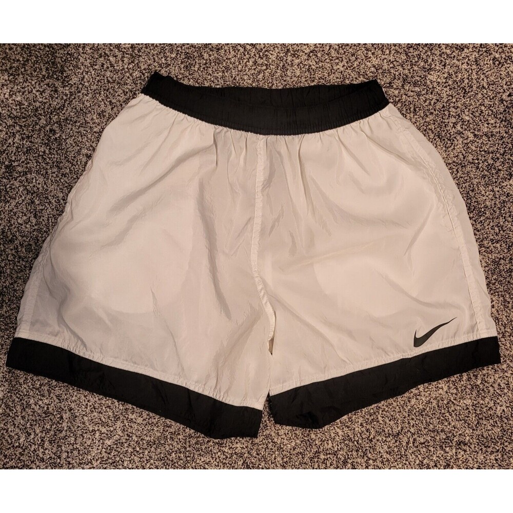 90’s Nike Basketball Shorts Sz M White Black Vintage Athletic